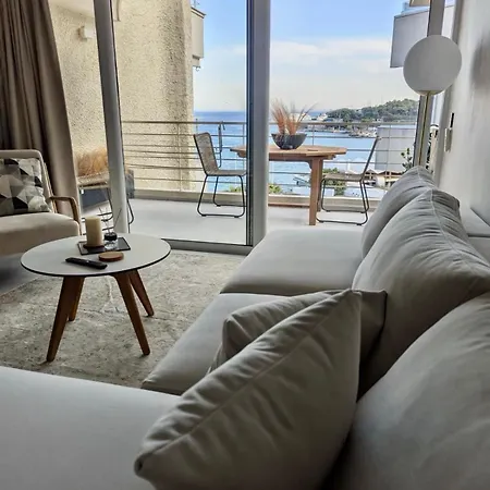 Vouliagmeni On The شقة *